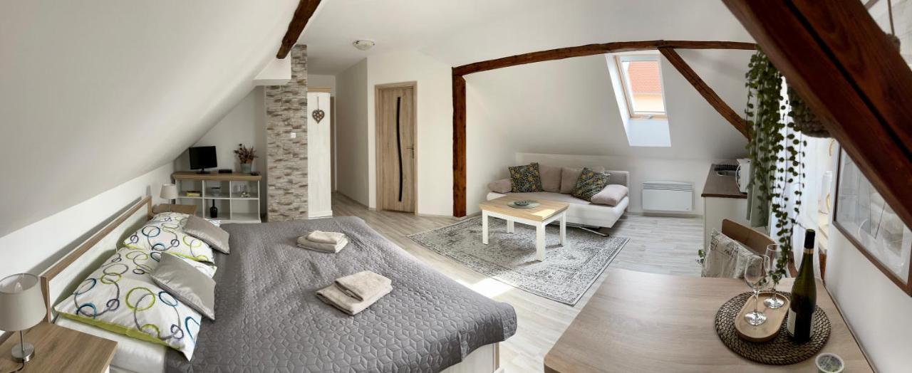 Apartmany Lavander Mikulov Exterior foto