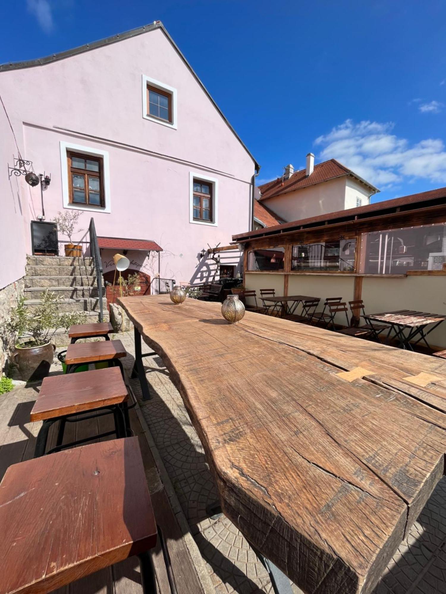Apartmany Lavander Mikulov Exterior foto